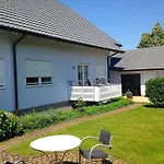 Gaestehaus Alba - Garantiert Tickets Fuer Rulantica Und Europa Park Ueber Uns Affittacamere
