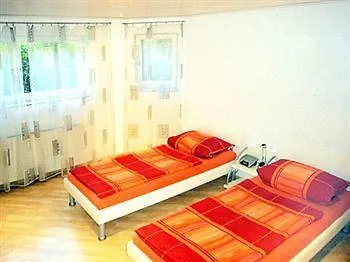 ゲストハウス Gaestehaus Alba - Garantiert Tickets Fuer Rulantica Und Europa Park Ueber Uns 3*